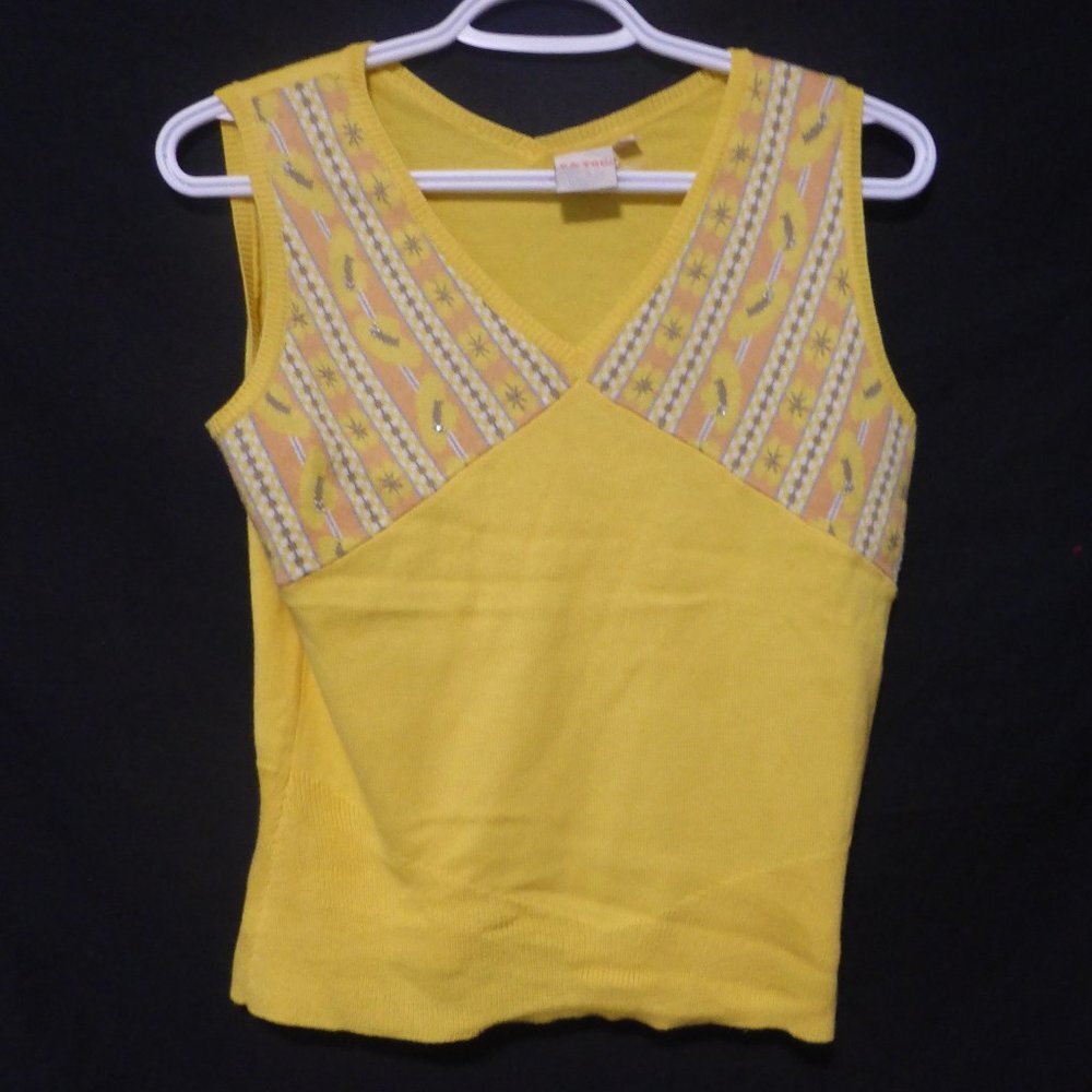 E & YOU, size 4, sweater vest, mustard, V neck front and back, GUC